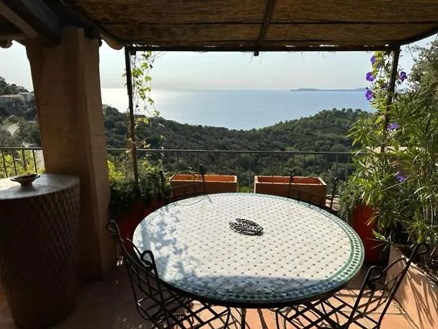 Les Iles Bleues Villa Rayol-Canadel-sur-Mer